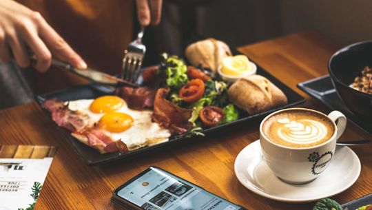 Stor frokost og kaffe